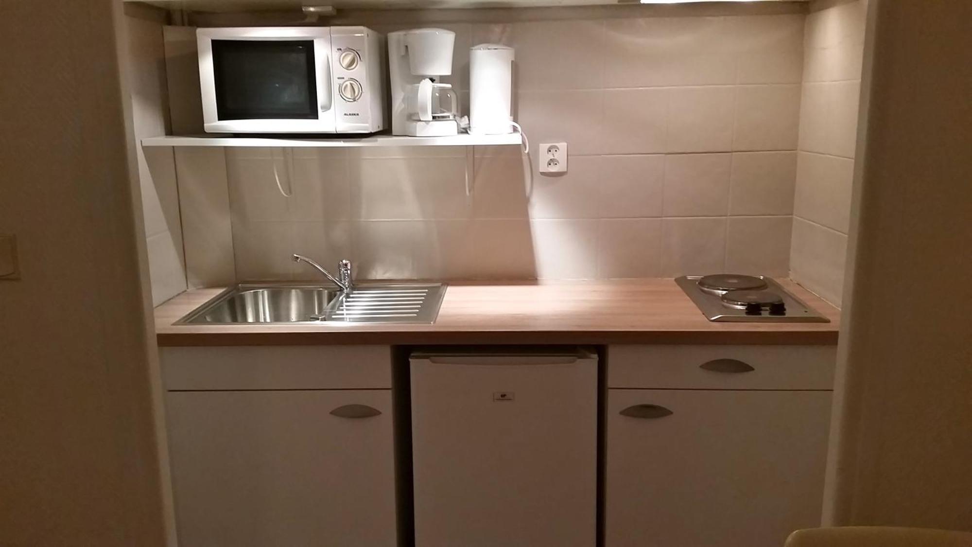 Residence Meublee Studiotel كانيو سور مير المظهر الخارجي الصورة