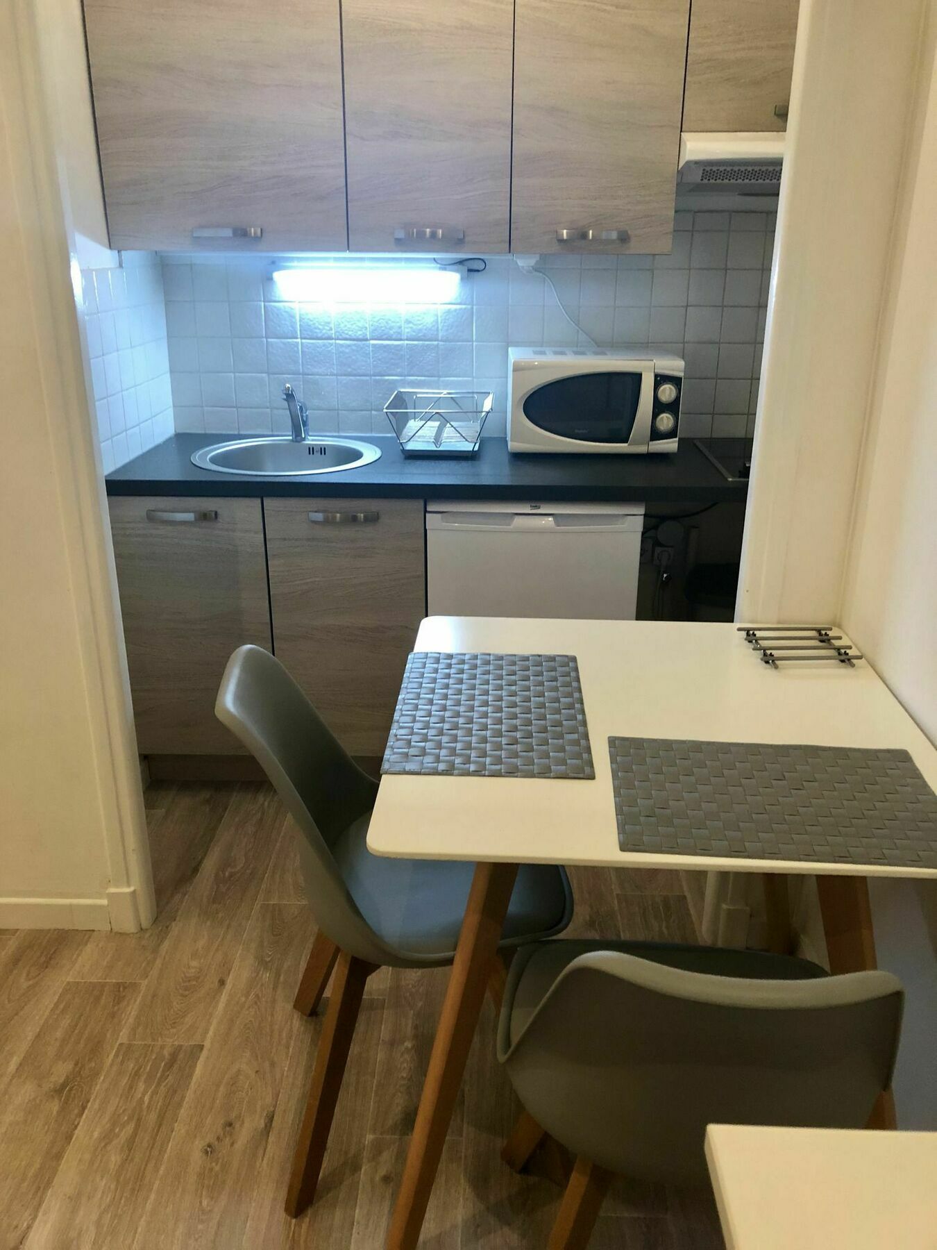 Residence Meublee Studiotel كانيو سور مير المظهر الخارجي الصورة